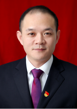 程军龙同志简历曾任大荔县冯村镇镇长,党委书记;大荔县政府党组成员